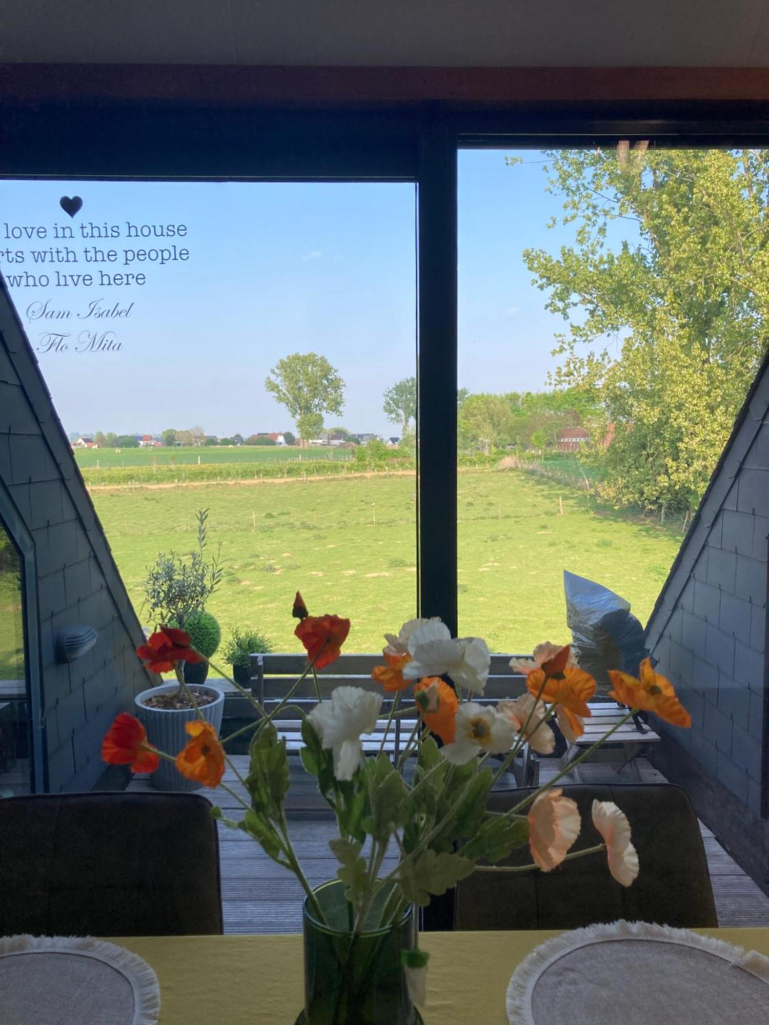 Bel-etage Gelegen In Belgie Max 8 Pers, Veel Privacy